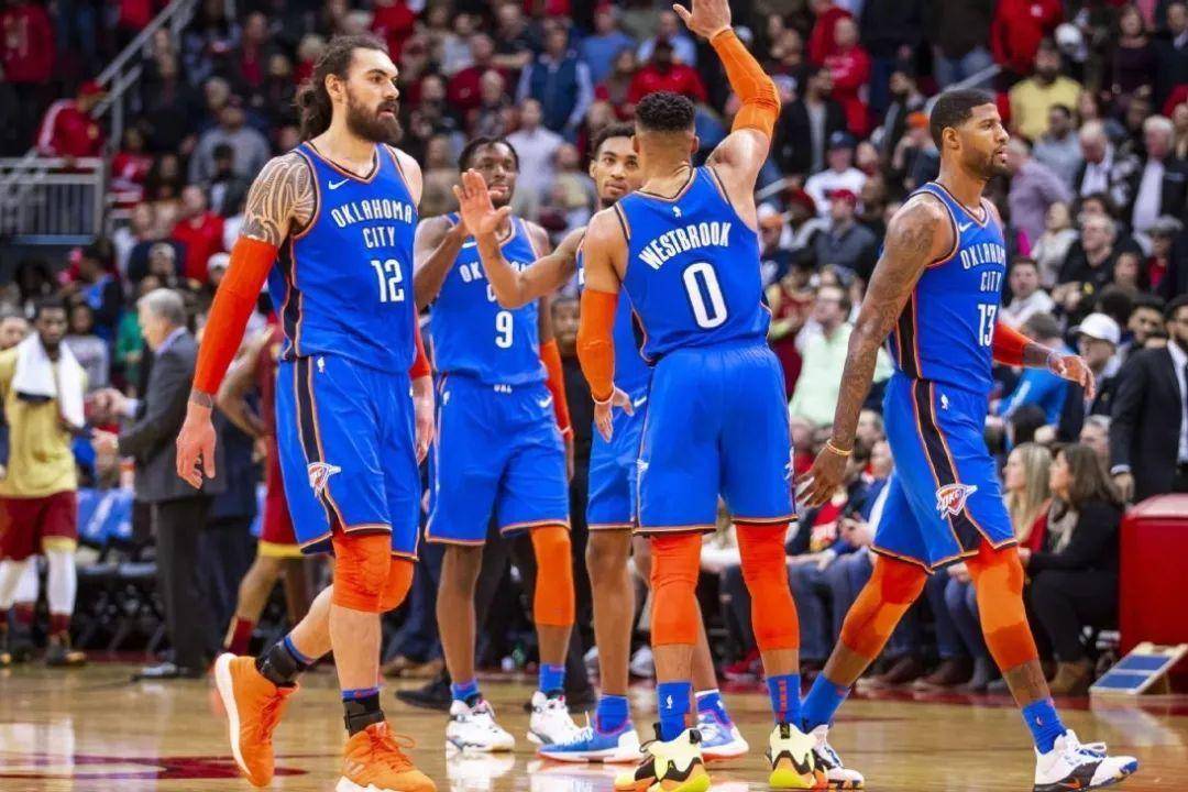 今夜NBA常规赛焦点战；法兰克福手感冰凉；气氛紧张；资深球员宣示担当的简单介绍