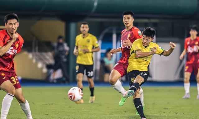 广州队赛后伤情更新，志在欧冠名次提升，气氛紧张，训练强度明显提升的简单介绍开云